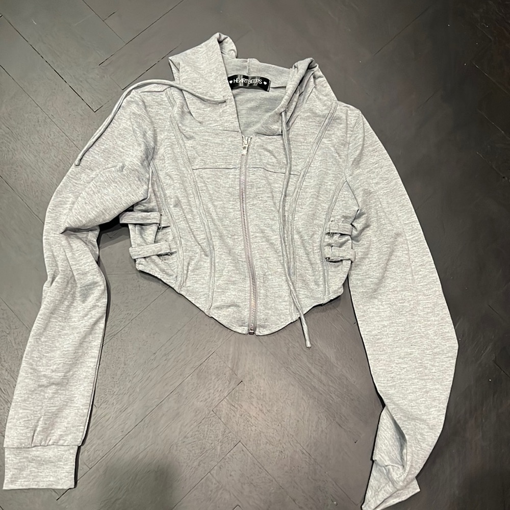 Heart beeps crop zip up grey